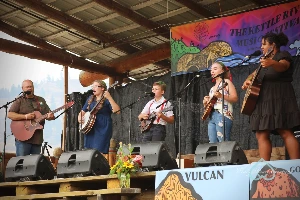 Kettle River Music Festival 2021 — be038f_c1087bc70df4483a9ce97c662ac7e967~mv2
