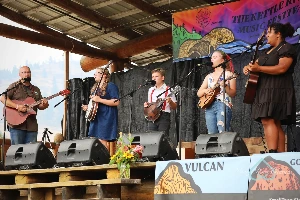 Kettle River Music Festival 2021 — be038f_de74366818c044df9d481afe175356f2~mv2