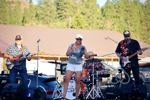 Kettle River Music Festival 2022 — be038f_08a5ca480aee4792b7e7390b7748781a~mv2