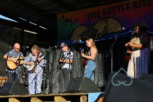 Kettle River Music Festival 2022 — be038f_cf462773f9584e49bade9fcd3c2f823a~mv2